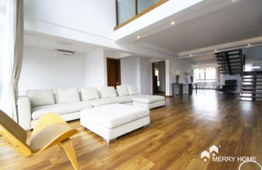 Fabulous duplex with large private terrace Jingan